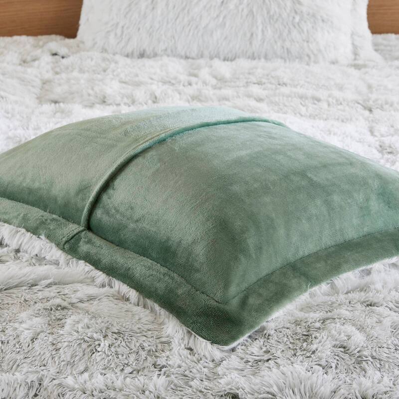 Intelligent Design Leena Shaggy Long Fur Comforter Mini Set