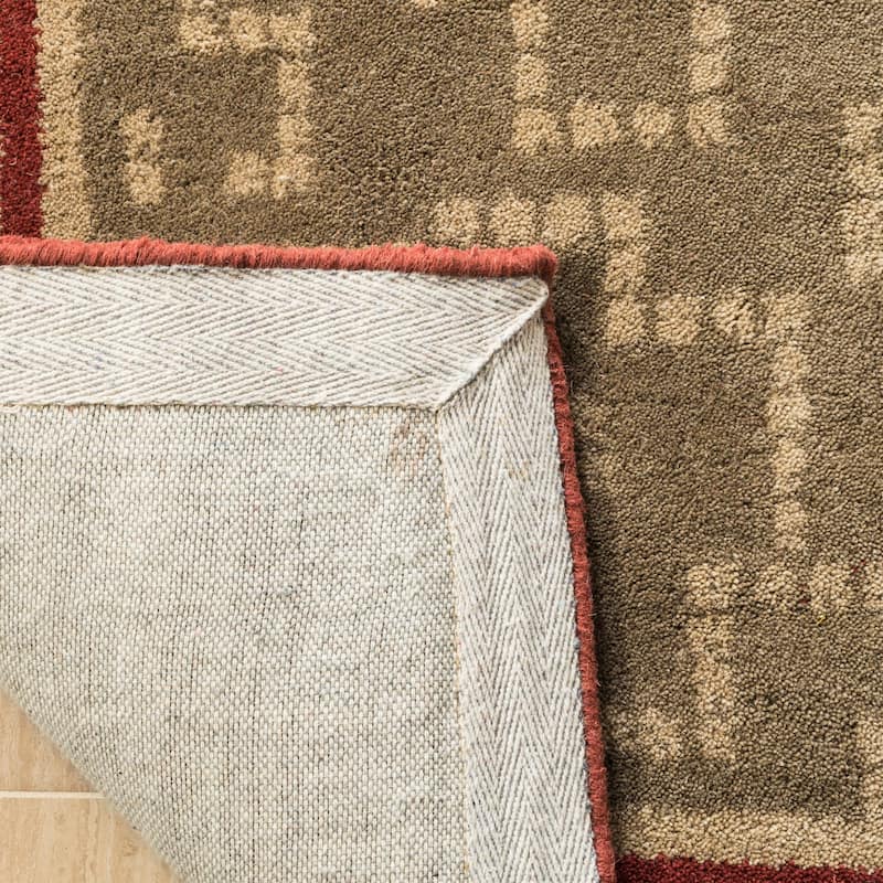 Martha Stewart by SAFAVIEH Handmade Byzantium Wool Rug