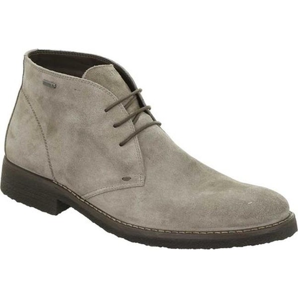 chukka boot grey