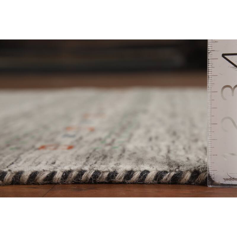 Hand Knotted Oriental 100% Wool Carpet Tribal Animal Pictorial Beige & Ivories Gabbeh Area Rug - 5' 11'' X 4' 1''