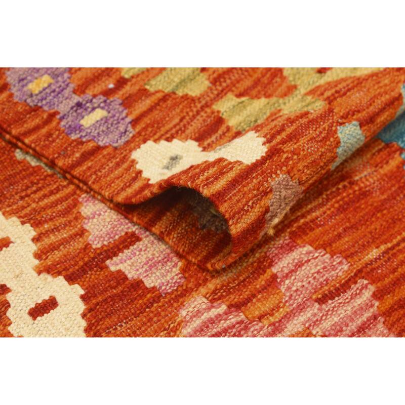 Flatweave Omar Red/Ivory Rug - 5'8" x 7'11"