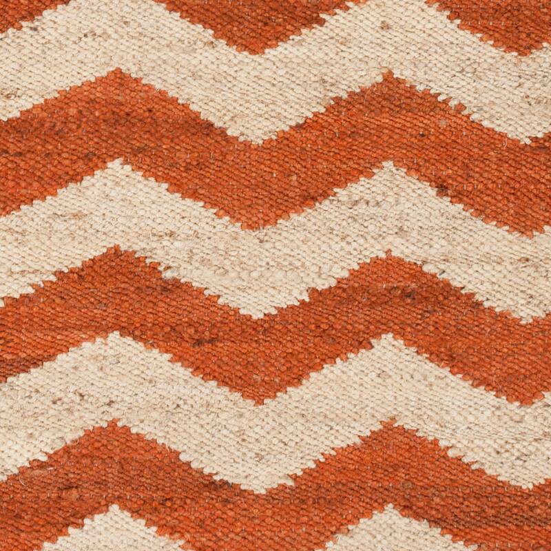 Hand-Woven Henry Natural Jute Chevron Rug