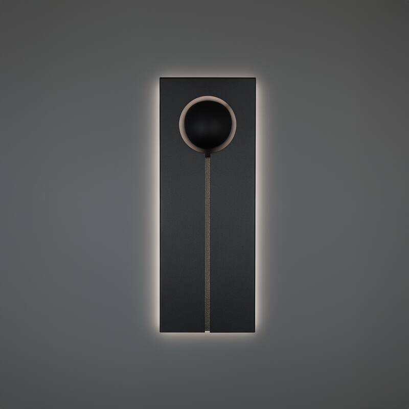 Keyhole 16in LED Outdoor Wall Light 3000K in Black/Textured Brushed Nickel