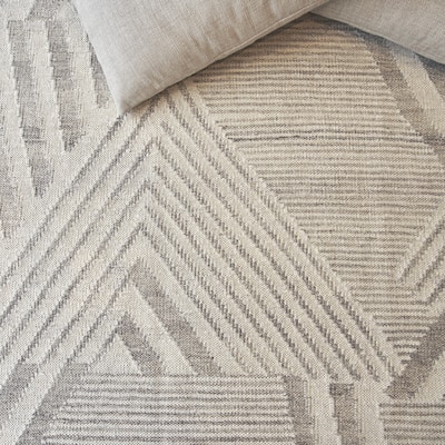 EXQUISITE RUGS Scandinavian Hand-loomed New Zealand Wool Grey/Ivory Area Rug.