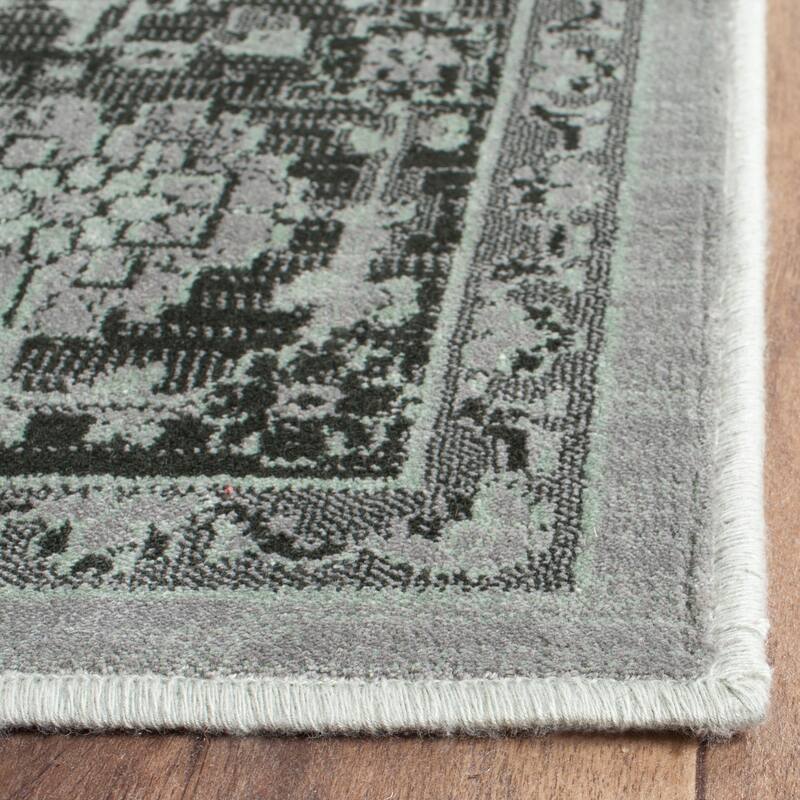 SAFAVIEH Vintage Distressed Boho Alli Oriental Rug