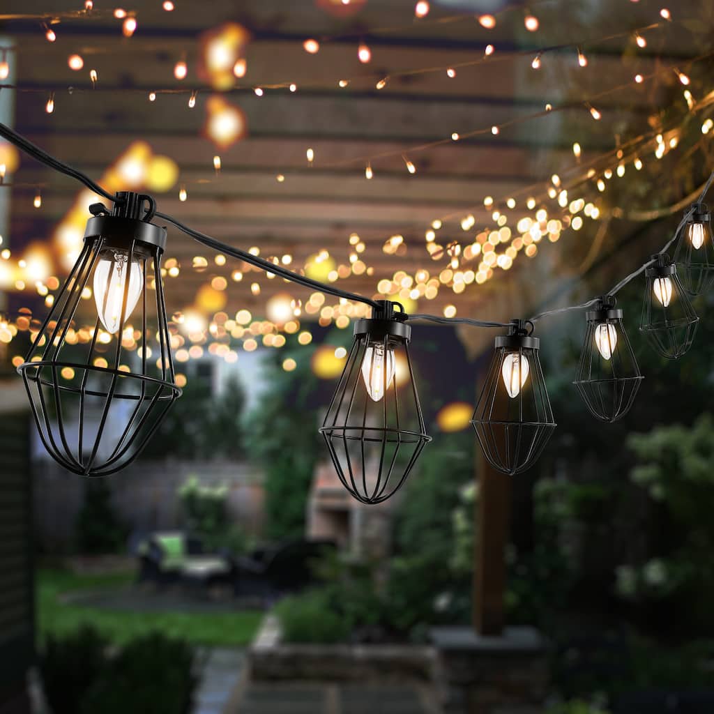 SAFAVIEH Lighting Eyþora 10 Ft LED Outdoor String Lights - Black - 120Wx3Dx5H