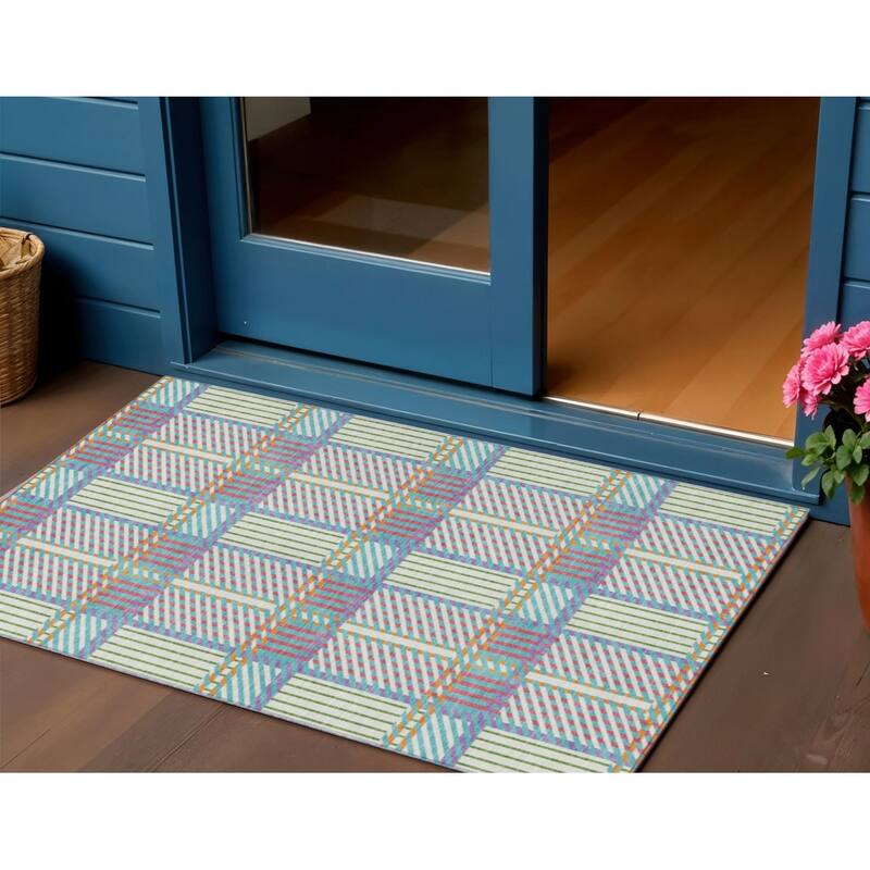 HomeRoots Plaid Transitional Rectangle Outdoor Rug - 3' x 5'