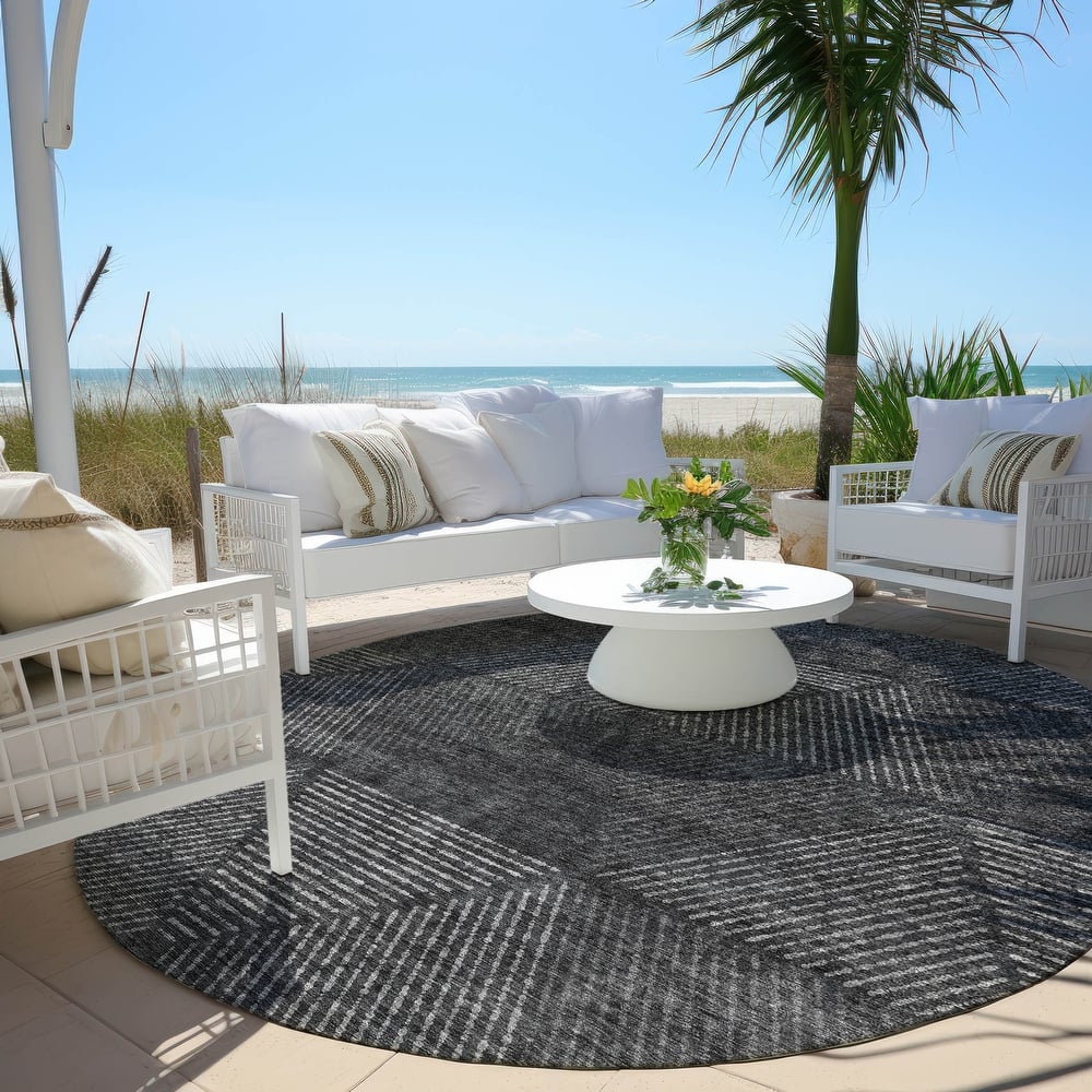 Machine Washable Indoor/ Outdoor Chantille Contemporary Prism Rug