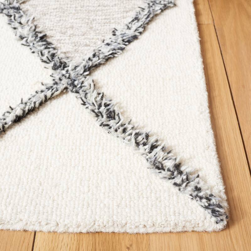 SAFAVIEH Handmade Casablanca Shag Xavi Moroccan Wool Rug