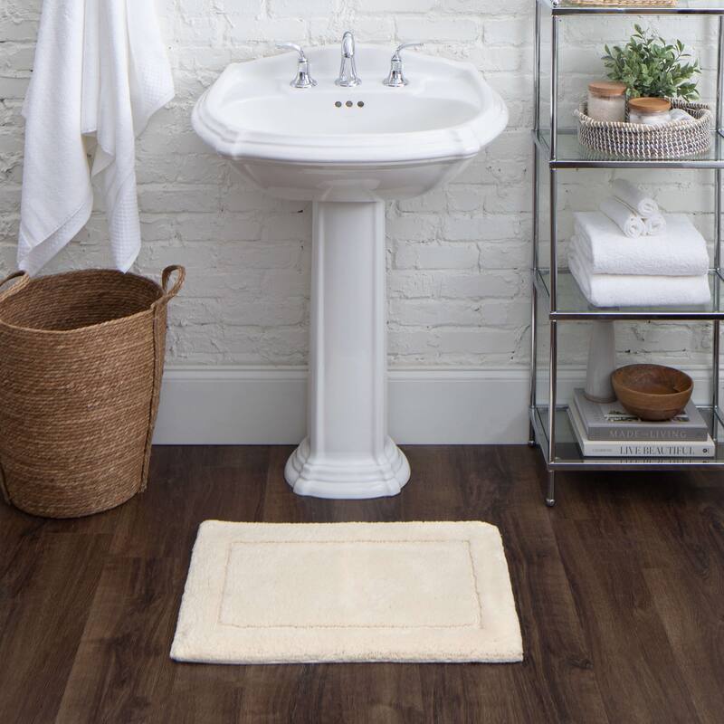 Mohawk Home Regency Bath Rug