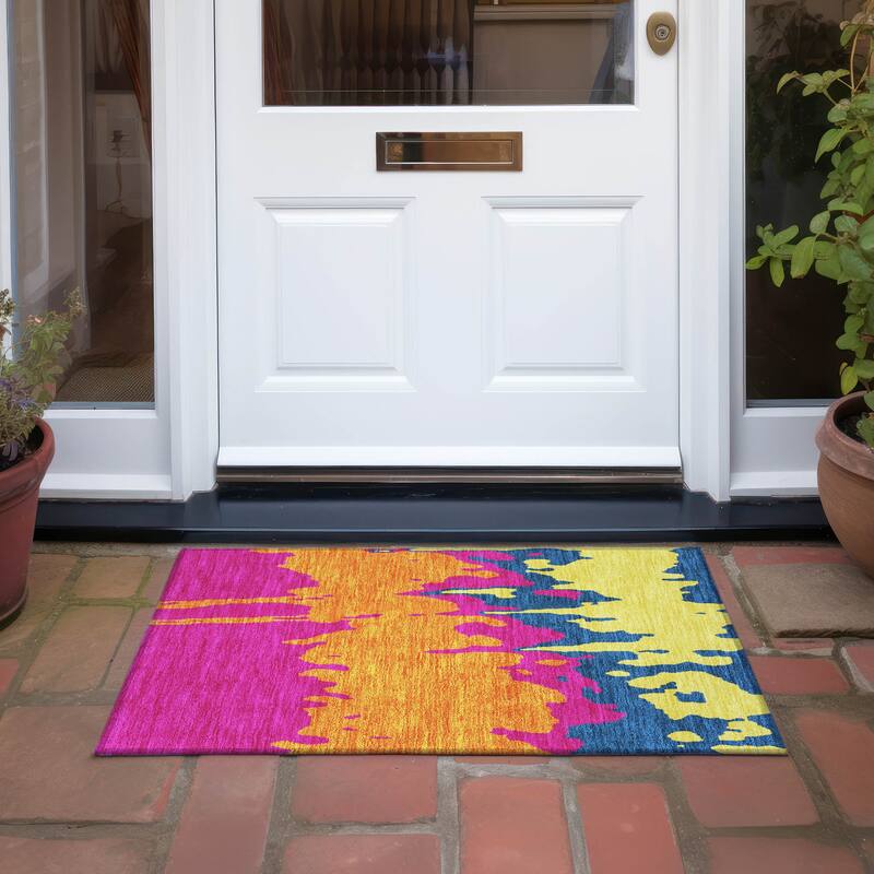 Machine Washable Indoor/ Outdoor Modern Abstract Chantille Rug - Pink - 1'8" x 2'6"