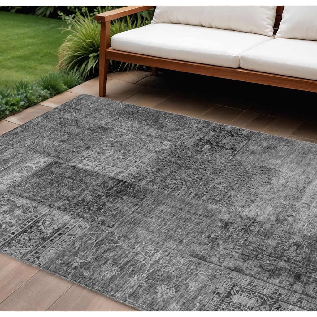 HomeRoots Patchwork Transitional Rectangle Outdoor Rug