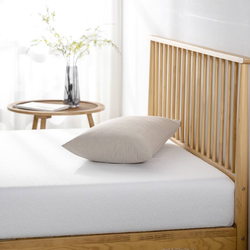 Priage by ZINUS 8-inch Green Tea Element Memory Foam Mattress