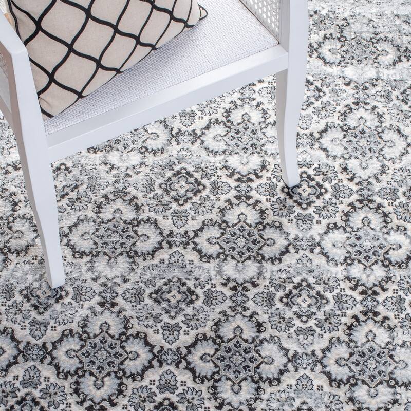 SAFAVIEH Lagoon Nejla Distressed Rug
