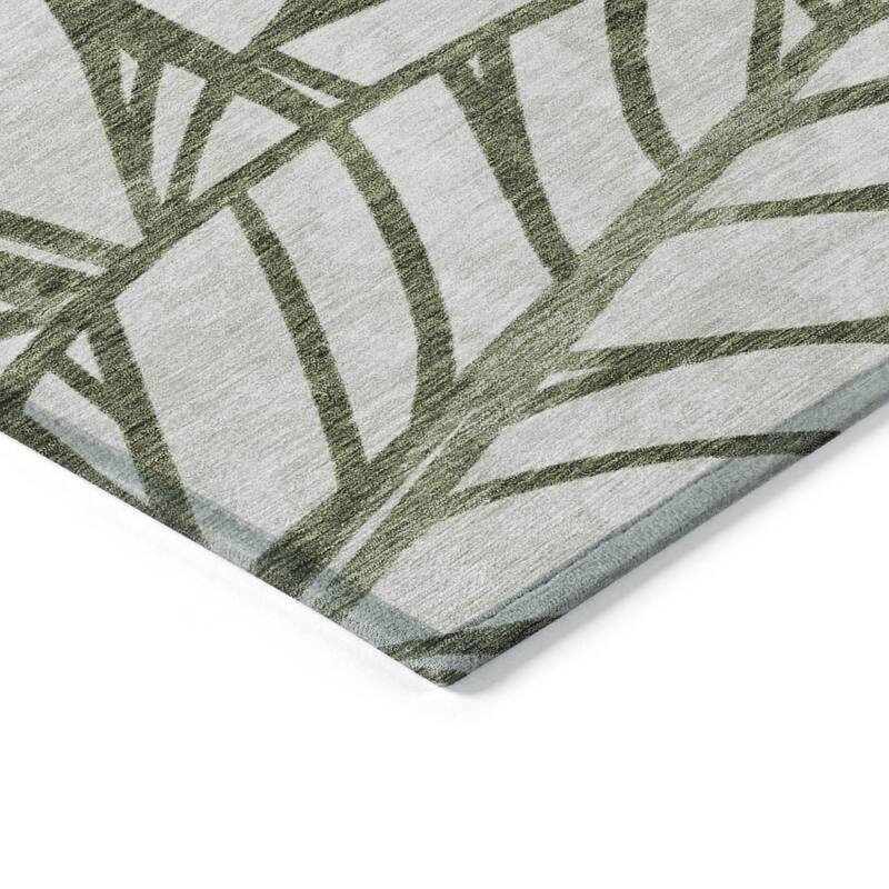 HomeRoots Floral Transitional Rectangle Outdoor Rug