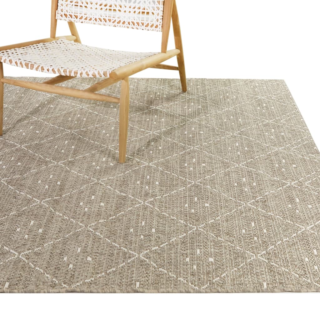 Jennifer Global Diamond Indoor/Outdoor Area Rug