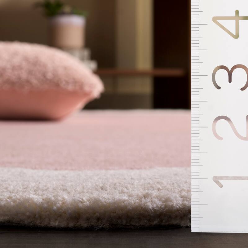 SAFAVIEH Handmade Metro Hidemi Wool Rug