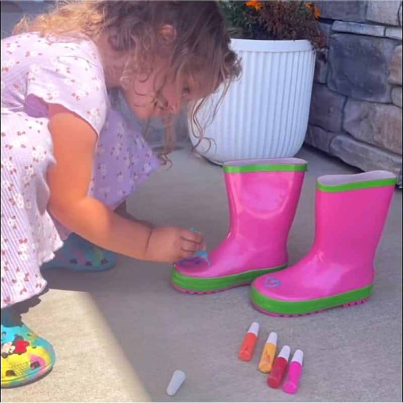 Little Pals Paint Your Own Wellies Kids Rain Boots, Pink with Green Trim or Green with Blue Trim, US Kids size 9.5