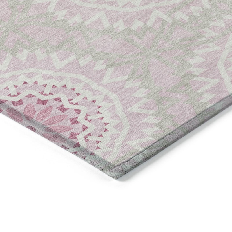 HomeRoots Floral Medallion Transitional Rectangle Outdoor Rug