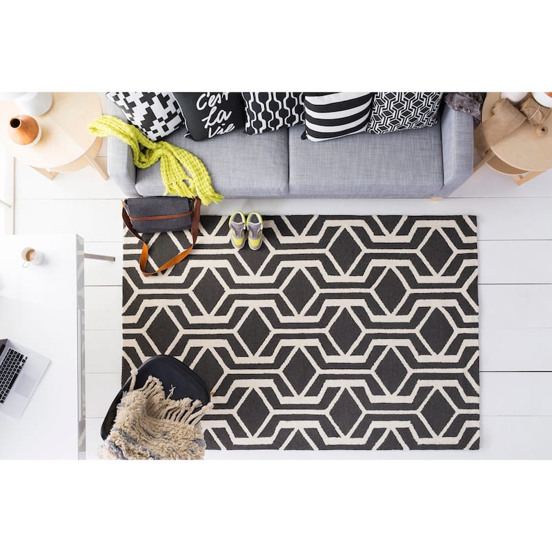 Pass Hand-Tufted Retro Geometric Wool Rug (7'6 x 9'6)
