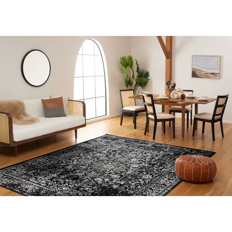 SAFAVIEH Evoke Pety Vintage Distressed Rug