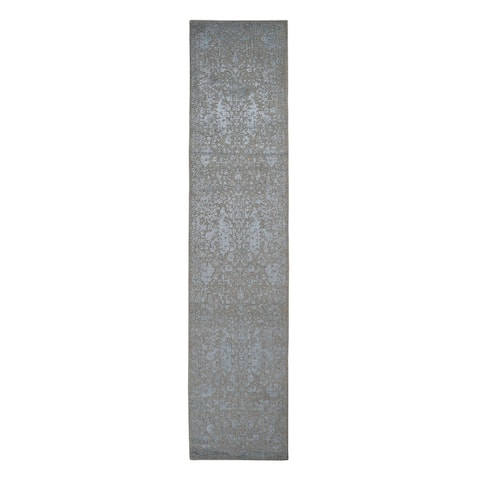 Shahbanu Rugs Gray Jacquard Hand Loomed Wool and Art Silk Heriz Design Runner Oriental Rug (2'5" x 10'1") - 2'5" x 10'1"