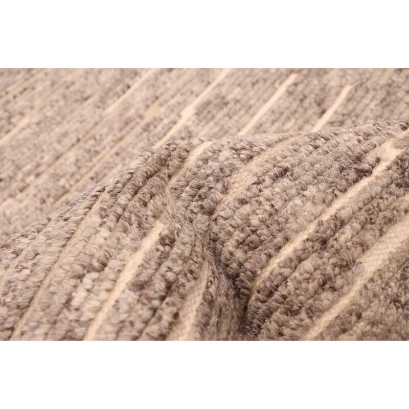 ECARPETGALLERY Hand-knotted Tangier Taupe Wool Rug - 5'4 x 7'7