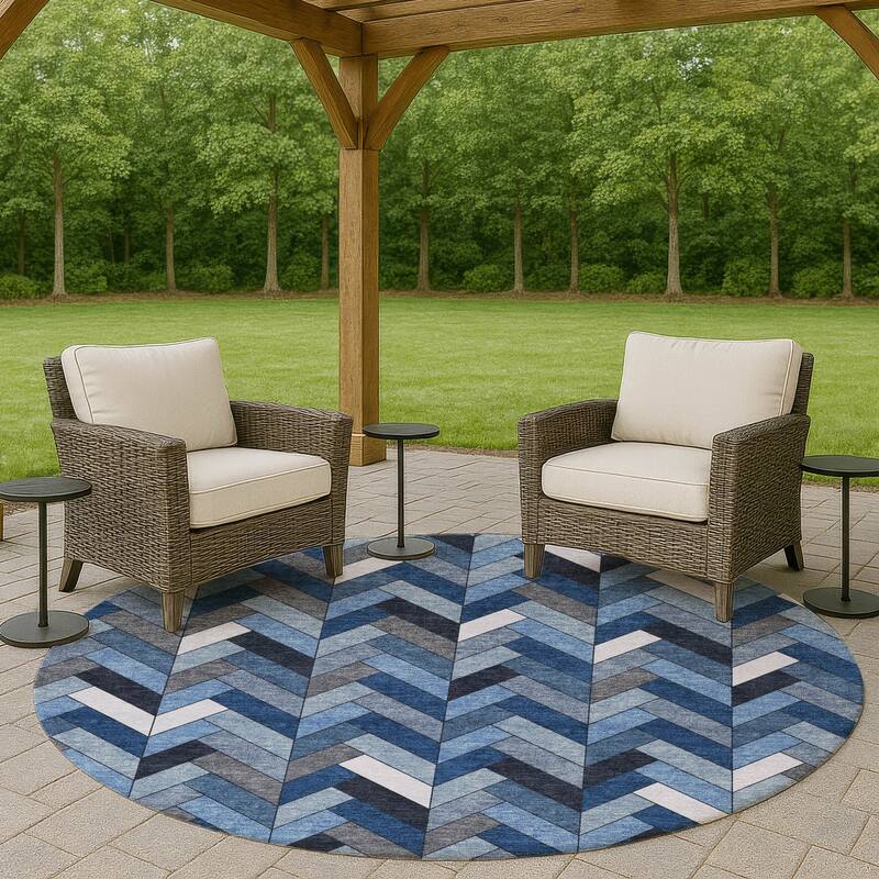 Machine Washable Indoor/ Outdoor Modern Chevron Chantille Rug - Blue - 8' x 8'