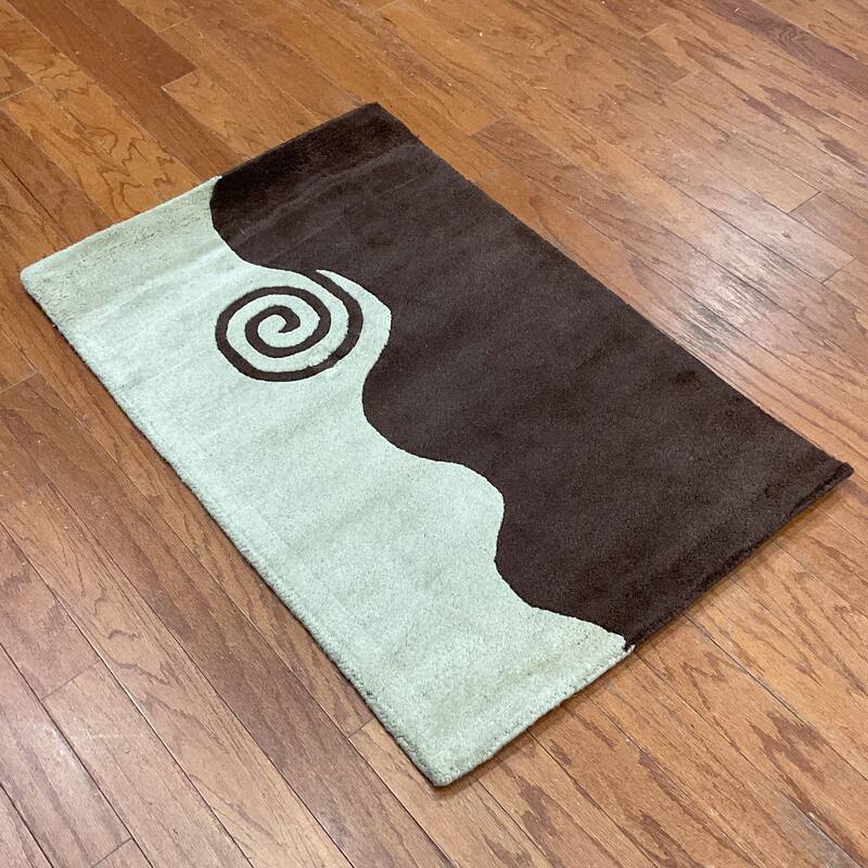 HERAT ORIENTAL Handmade 2' x 3' Tibetan Wool Rug - 2' x 3'