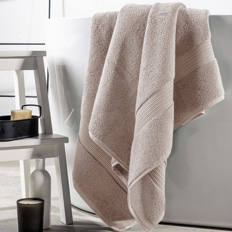 Chicago Bath Towel - Tan