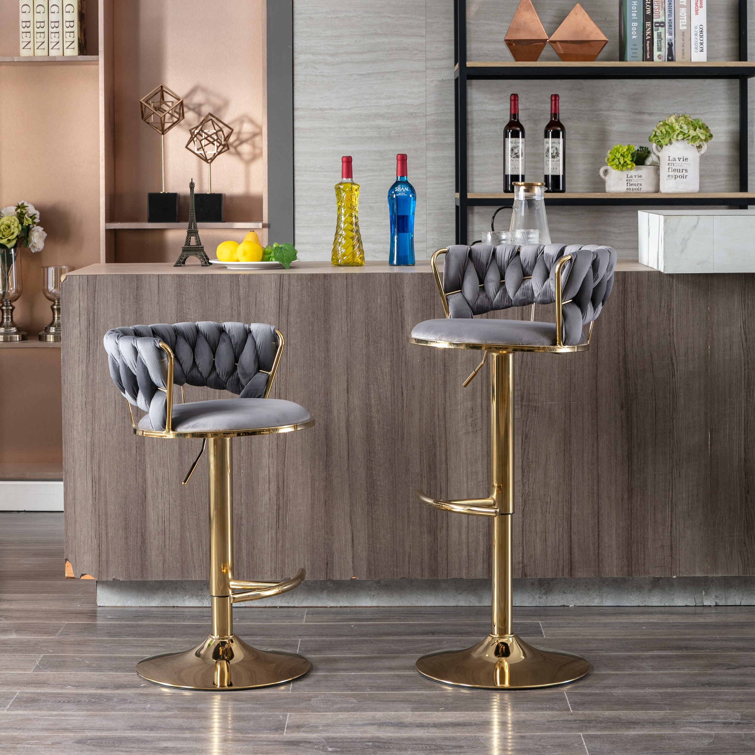 Bar stool with adjustable footrest online