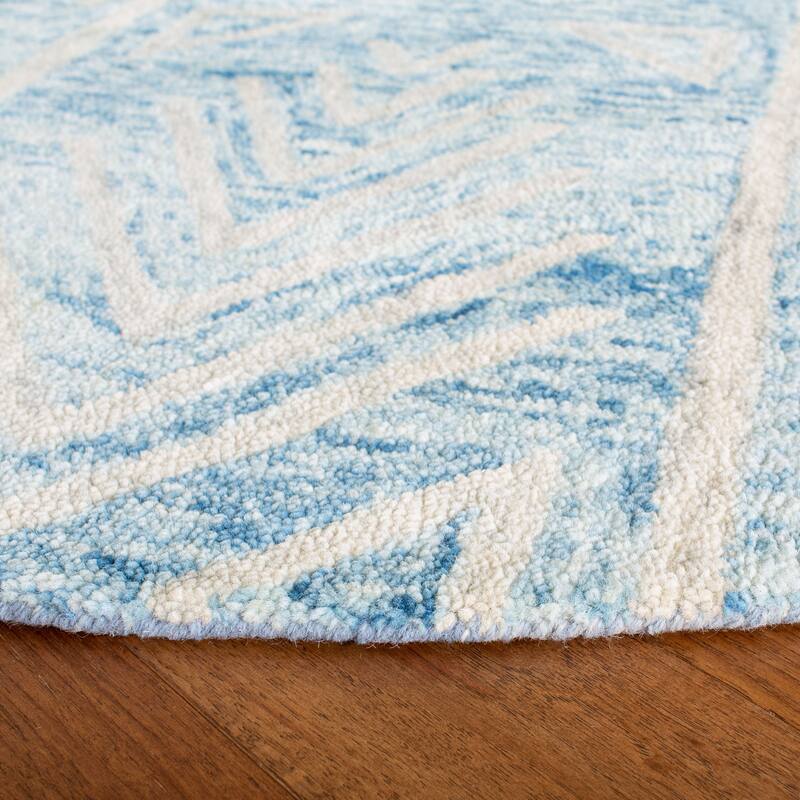 SAFAVIEH Handmade Chatham Vineta Modern Wool Rug