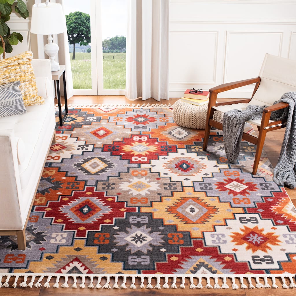 SAFAVIEH Farmhouse Palaghia Boho Tribal Polyester Rug