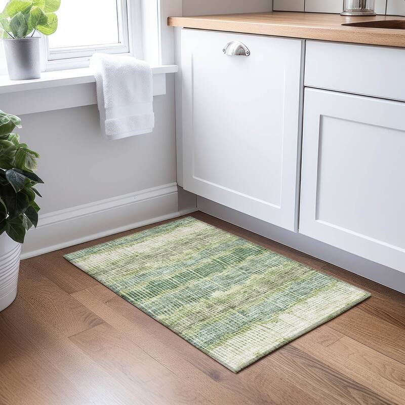 Machine Washable Indoor/ Outdoor Chantille Stripe Abstract Rug