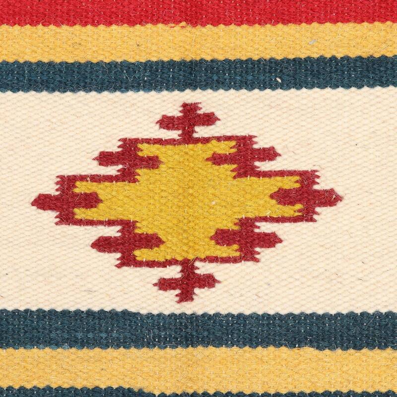 Handmade Vibrant Geometry Wool area rug (India) - 3'6" x 5'8" Oval
