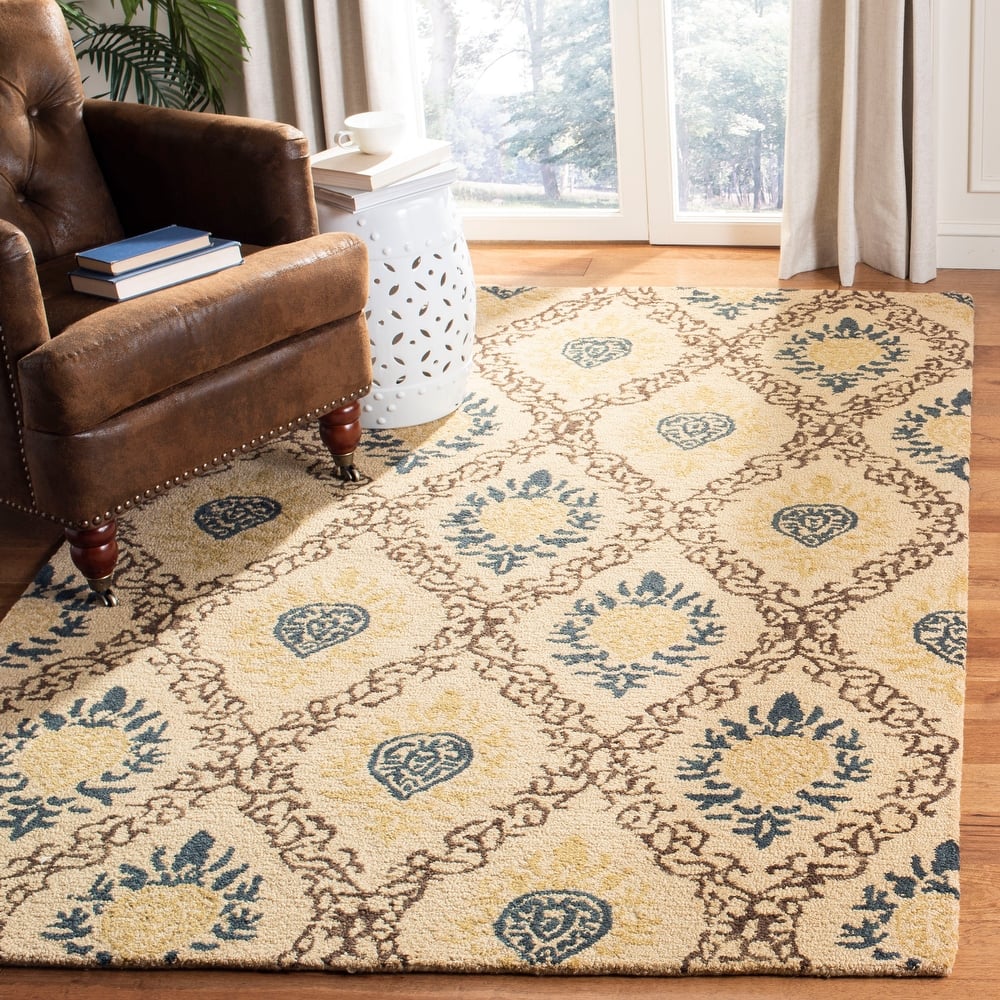 SAFAVIEH Handmade Antiquity Jacomijn Traditional Oriental Wool Rug