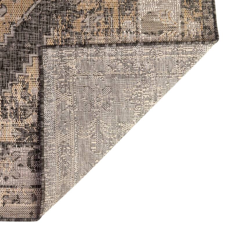 Outdoor Nirie Collection Area Rug