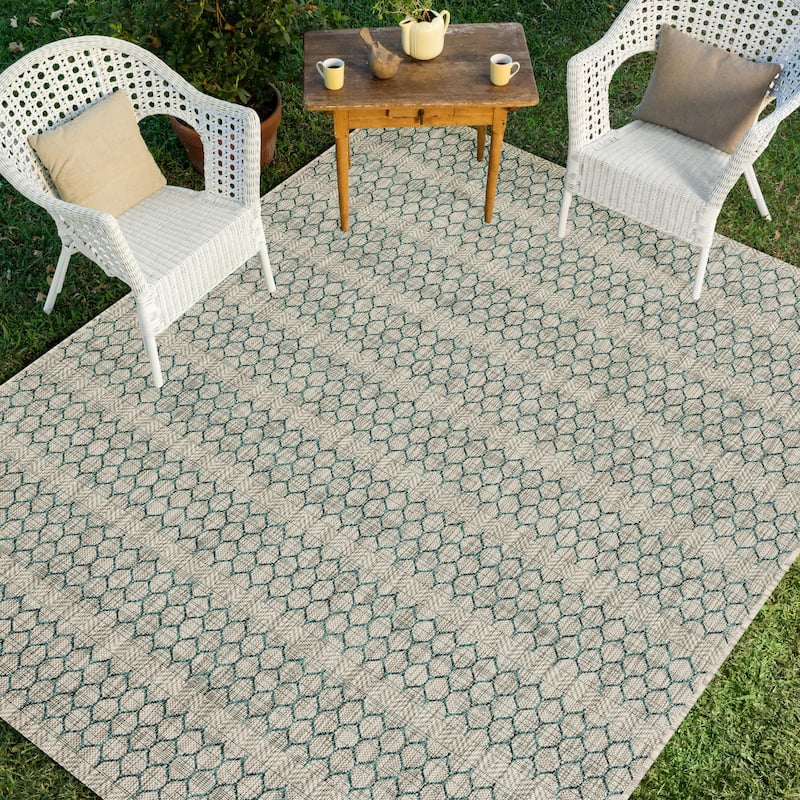 Alexander Home Havannah Indoor/ Outdoor Geometric Rug