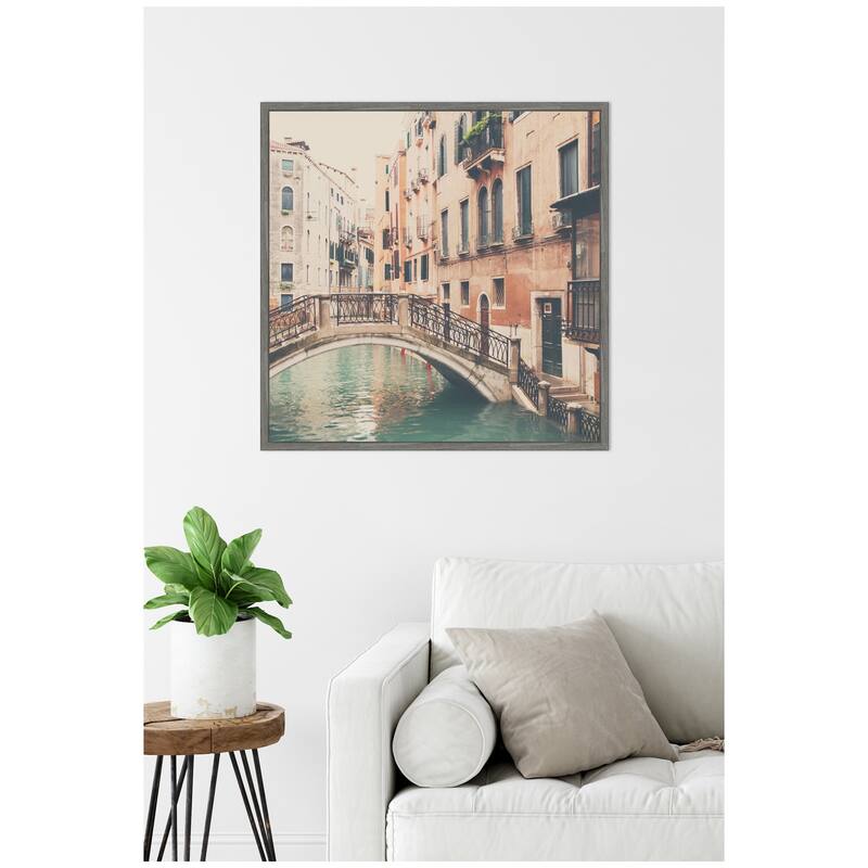 Kate and Laurel Sylvie Wandering The Streets of Venice Framed Canvas by Laura Evans