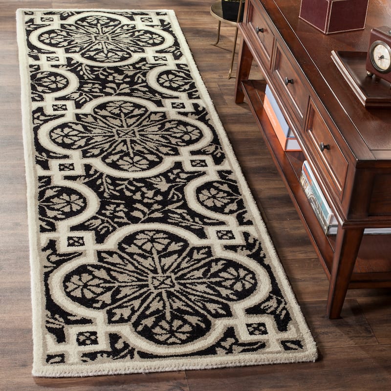 Martha Stewart by SAFAVIEH French Painted Avignon Wool Rug