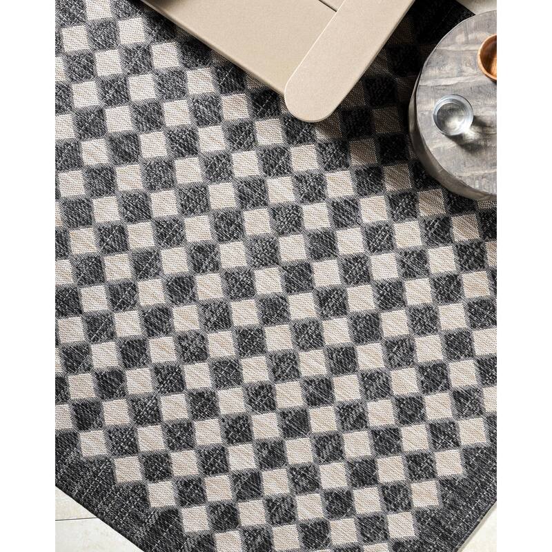 Livabliss X Galey Alix Modern Mulberryindoor/Outdoor Area Rug