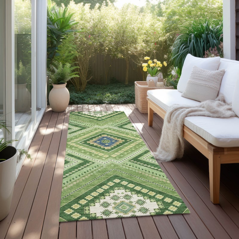 Machine Washable Indoor/ Outdoor Global Boho Chantille Rug - Green - 2'3" x 7'6"