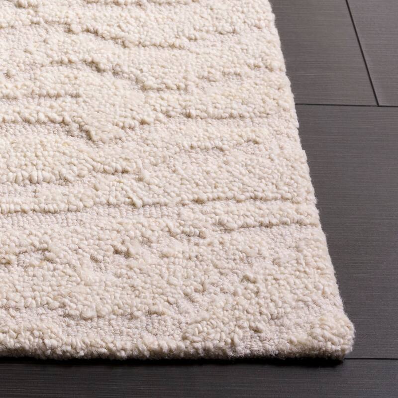 SAFAVIEH Handmade Harvest Ramira Wool Rug