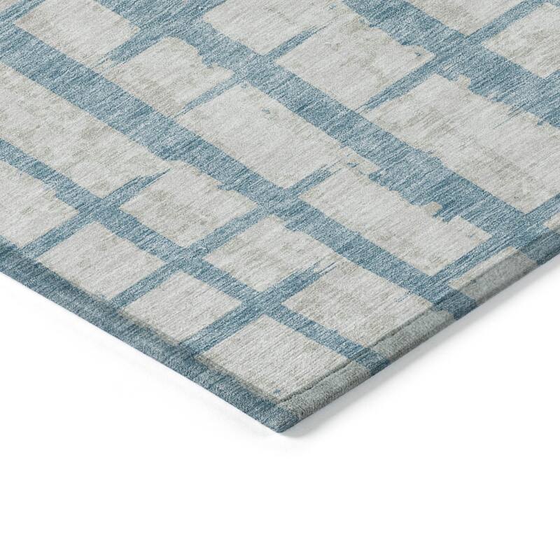 HomeRoots Striped Transitional Rectangle Outdoor Rug