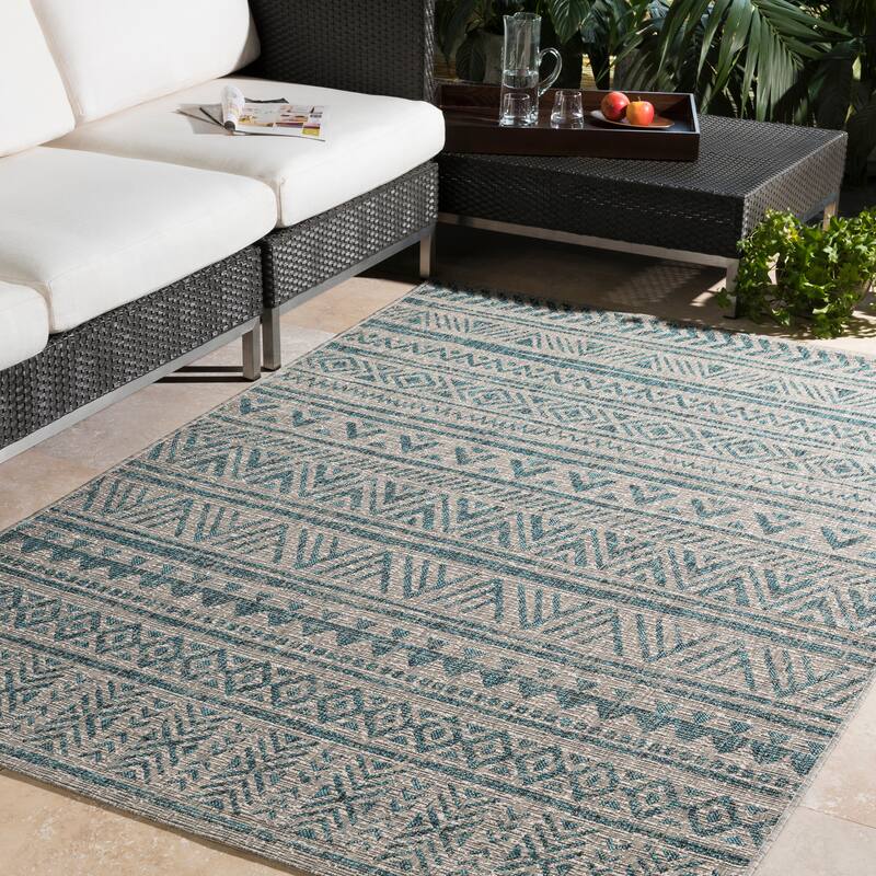 Artistic Weavers Powlett Vintage Southwestern Indoor/ Outdoor Area Rug - 10' x 14' - Aqua