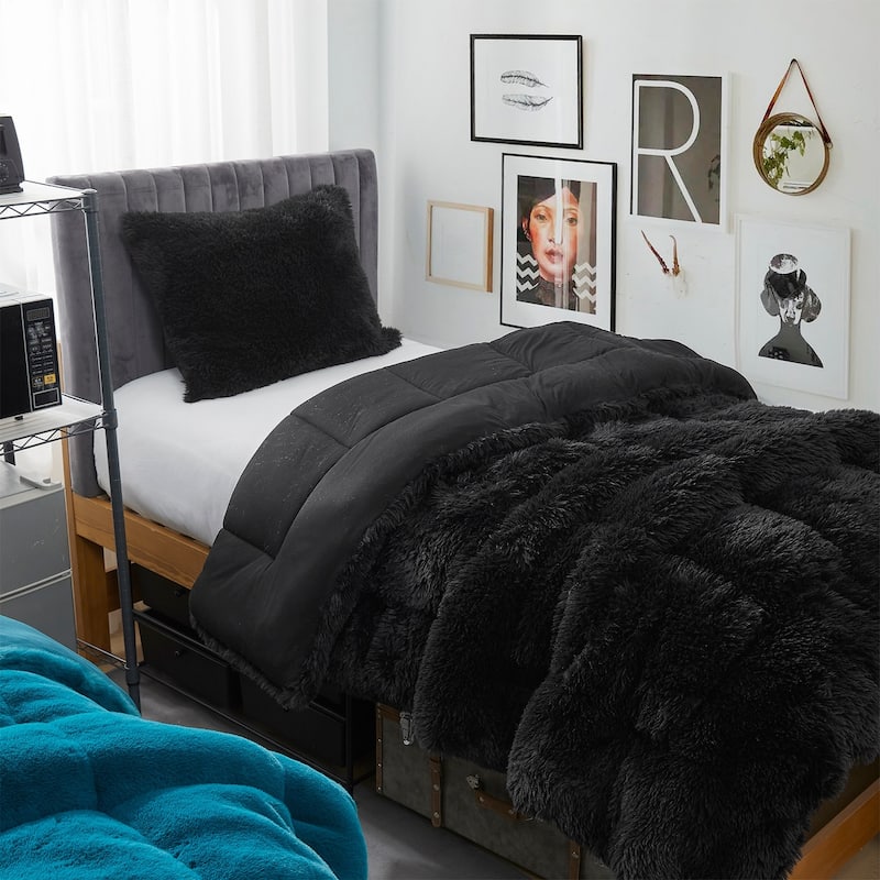 Alaskan Winters® - Coma Inducer® - Oversized Plush Comforter - Twin XL - Black