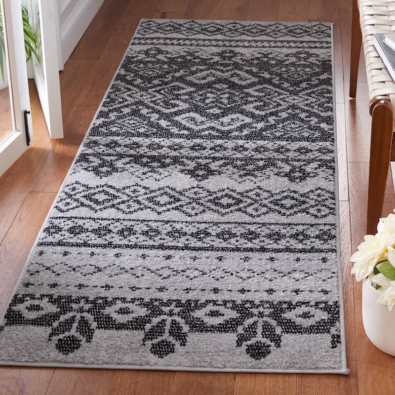 SAFAVIEH Adirondack Barlina Rustic Boho Rug - 2'6" x 20' Runner - Silver/Black