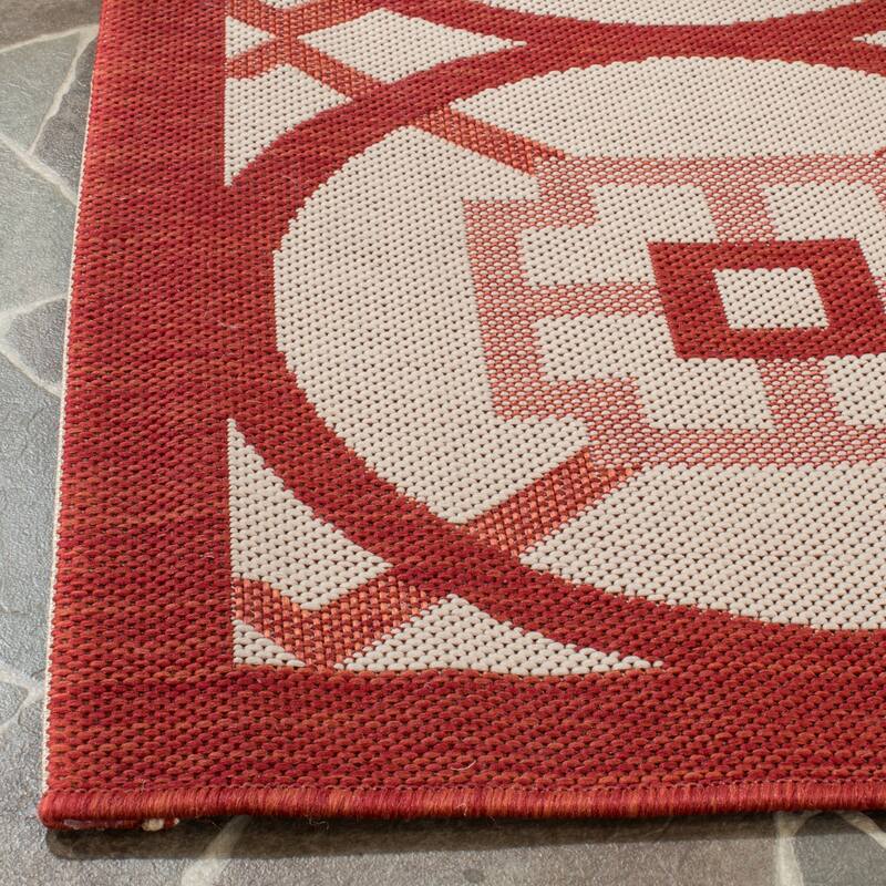 SAFAVIEH Courtyard Gaye Indoor/ Outdoor Waterproof Patio Backyard Rug