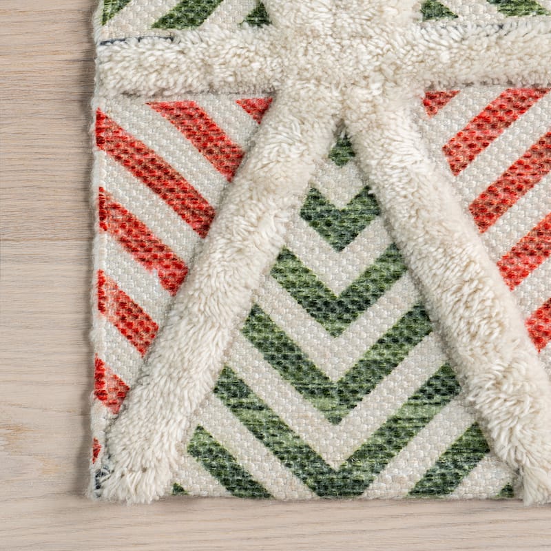 Nuloom Raleigh High-Low Holiday Geometric Area Rug