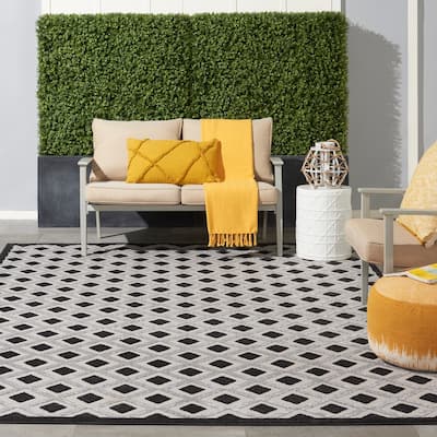 Nourison Aloha Indoor/Outdoor Modern Geometric Diamond Area Rug